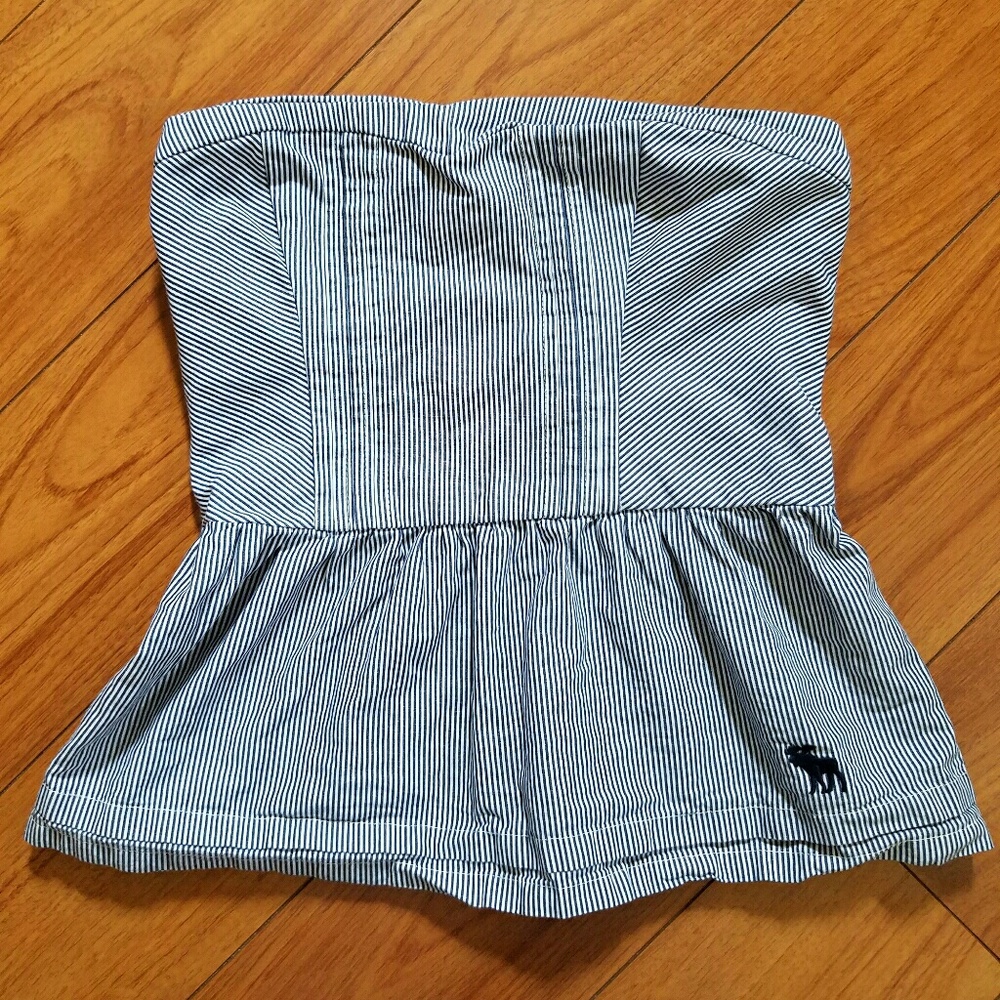 Abercrombie strapless Top